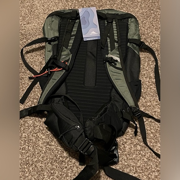 High Sierra Pathway 2.0 45L Backpack Hiking Camping Forest Green Black NEW - Picture 5 of 13